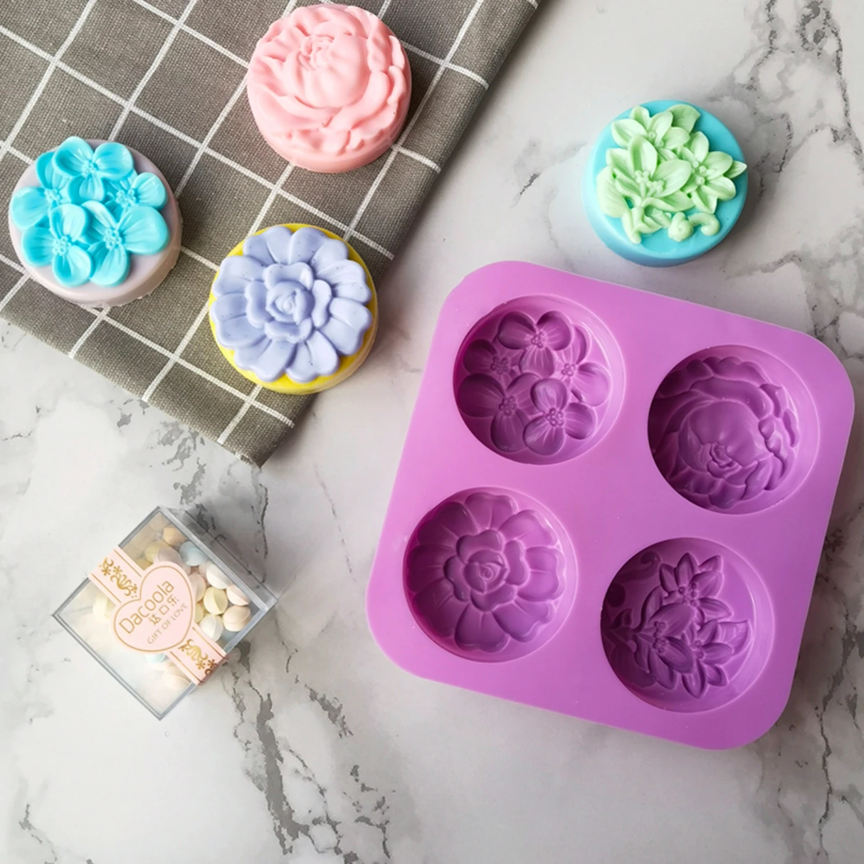 

Homemade Soap Molds with Flower Pattern Silicone Soap Mold Muffin Pudding Jelly Brownie Cheesecake Handmade Cake Mold
