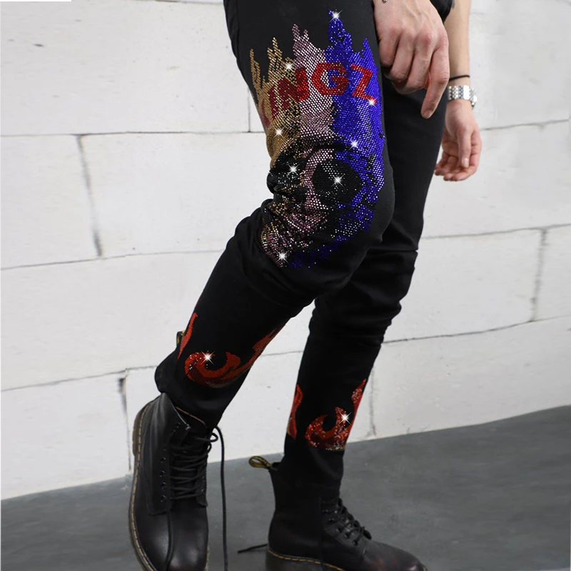 Mans Stretchy Black Jeans Skinny Slim Fit Hot Drill Punk Streetwear Biker Trousers Man Rhinestone Hole Letter Denim Pencil Pants
