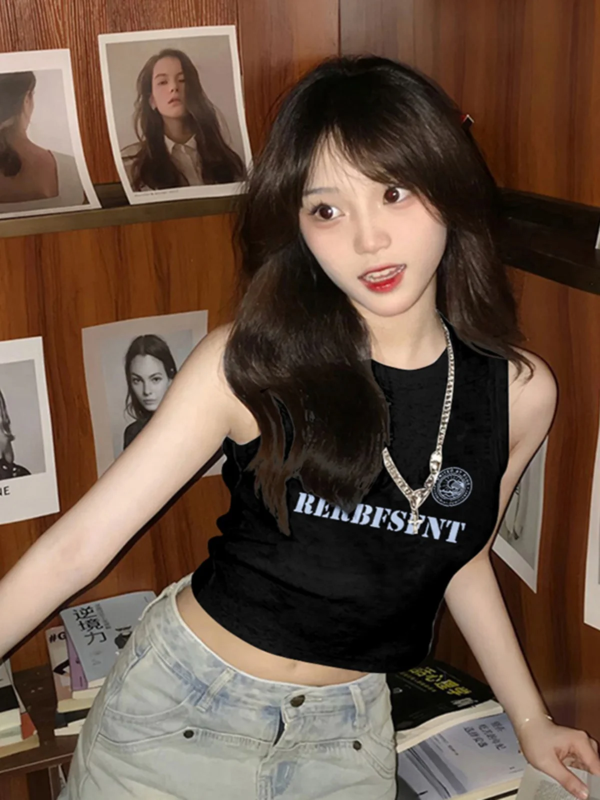 Женский короткий топ без рукавов Gyaru черный Уникальный Шикарный с завышенной