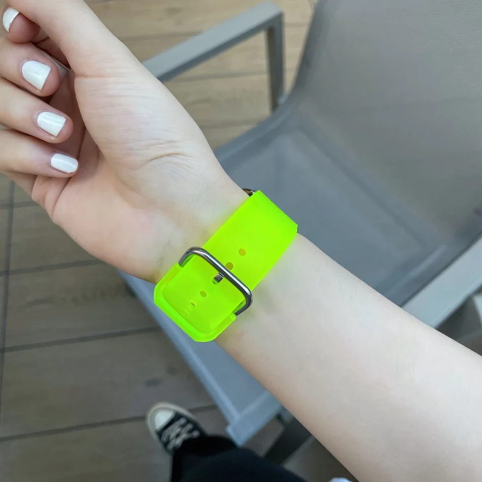 Прозрачный световозвращающий ремешок для браслета Apple Watch 38мм, 42мм, 44мм, 40мм из силикона для умных часов Watchband Bracelet IWatch 6Se 5 4 3.