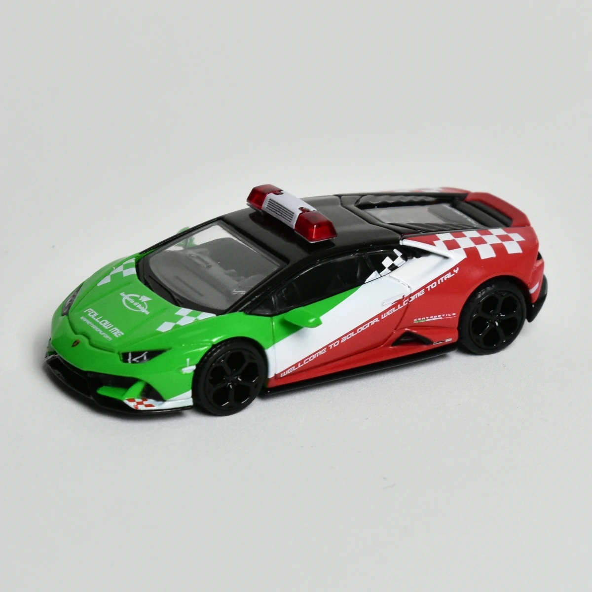 

Модель автомобиля под давлением MINIGT 1:64 Lambor EVO 193