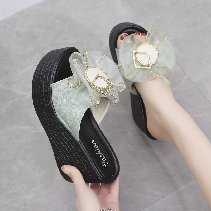 

New Ladies Slippers Wedge Heels Applique Flower Strap Stamens Platform Slippers Women Sandals Clogs Slippers Large Size