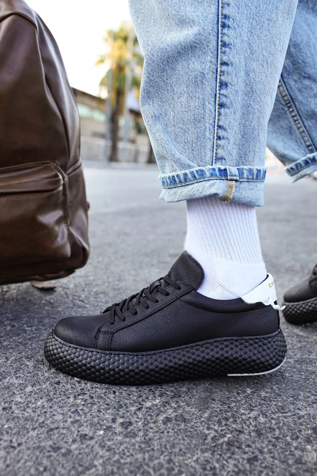 

BM Sneakers For Men Claret loafer men platform Casual Shoes Comfortable Flexible Fashion Leather Wedding Orthopedic Walking Shoes Sports Comfort Unisex Lightweight Casual Luxury Designer Gym Shoes Breathable Loafers