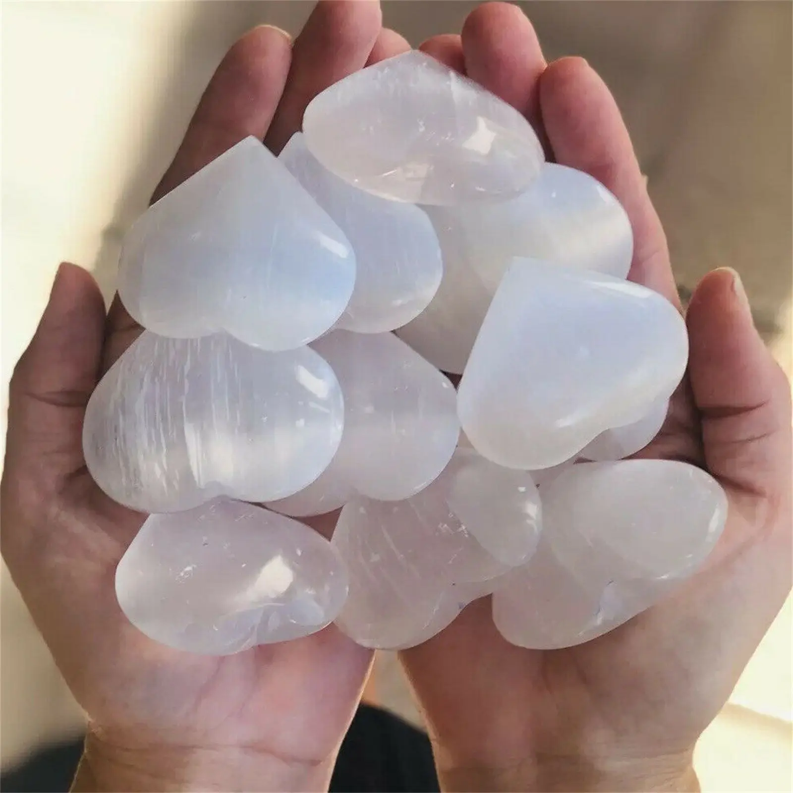 

WHITE GYPSUM HEART-SHAPED POLISHED CRYSTAL QUARTZ HEALING LINGSHI