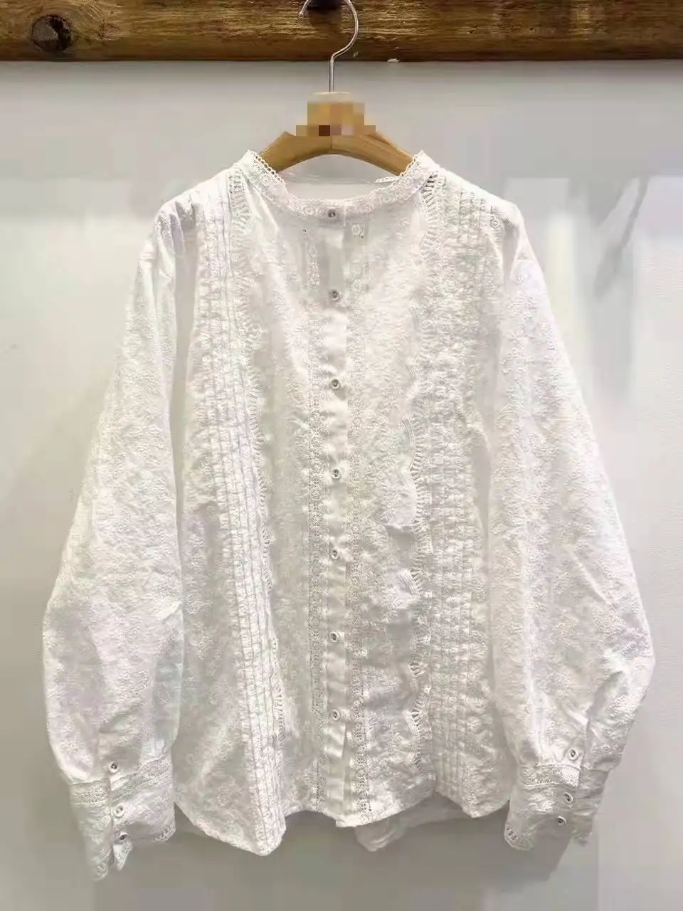 

2023 small fresh shirt embroidered cotton linen
