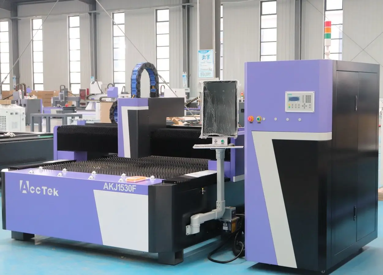 

Metal Sheet CNC Laser Cutting Machine with Raytools Auto-focus Head 3015 Fiber Lazer Cutter Machine 1000W 2000W 3000W