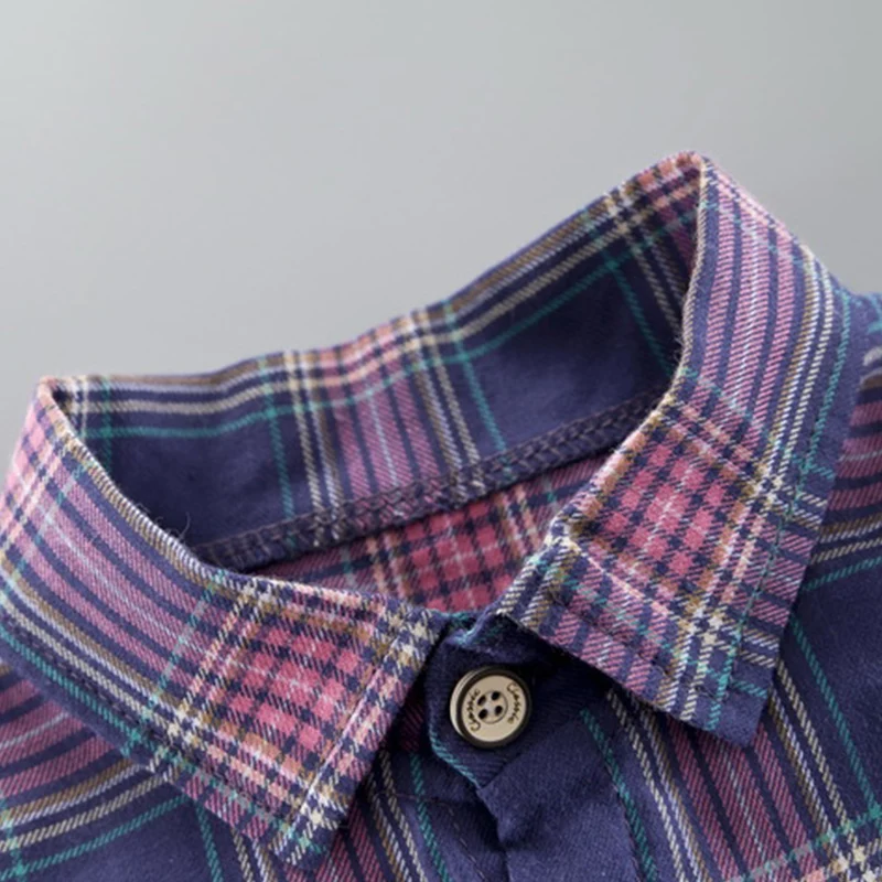 Детский клетчатый костюм из рубашки и джинсов с коротким рукавом |