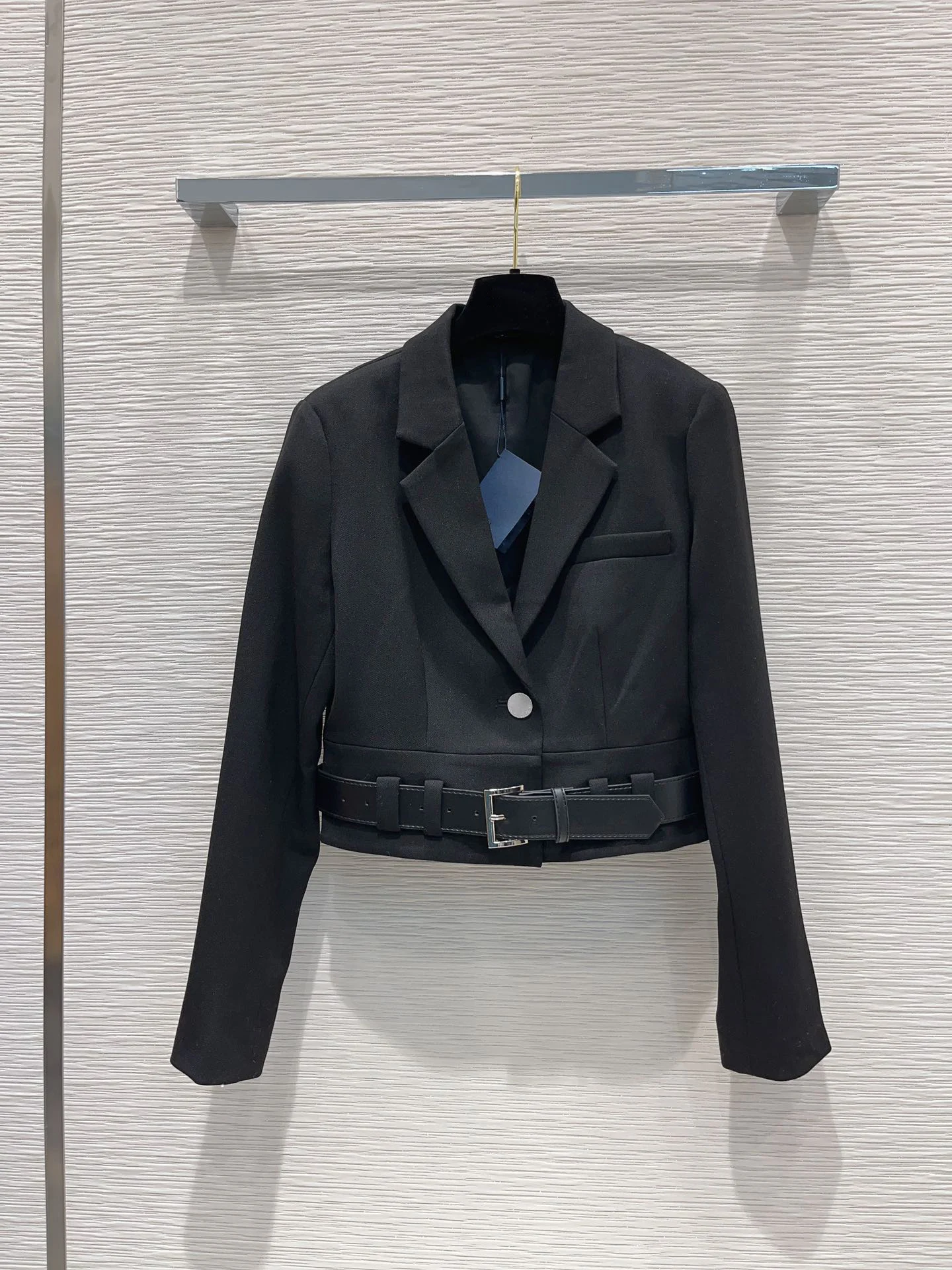 

Короткий маленький костюм 2023, Классическая атмосферная облегающая модель, индивидуальная ткань с драпировкой, утепленная ткань 813