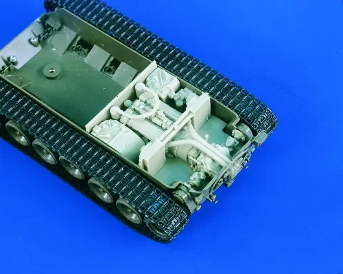 1:35 Американский бак Pershing M26 полимерный двигатель склад