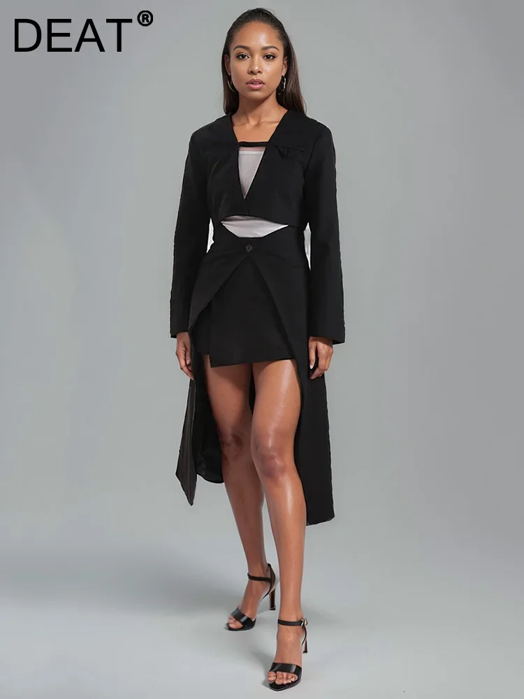 Женский костюм-двойка с блейзером DEAT короткий облегающий пиджак на пуговицах без