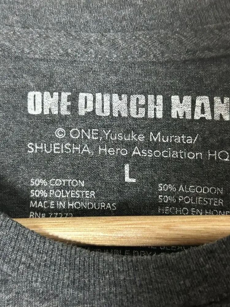 Мужская рубашка с коротким рукавом и круглым вырезом