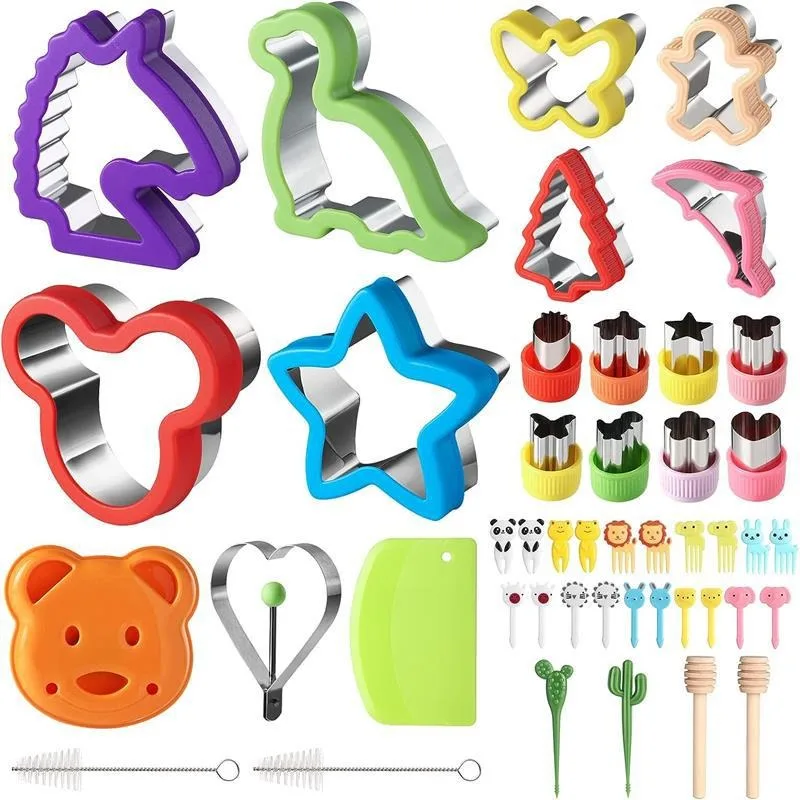 

Sandwich Cutter Set for Kids Animal Dinosaur Stainless Steel Bread Mould Metal Forms Cookie Cutters Biscuit Mold Kitchen Tools