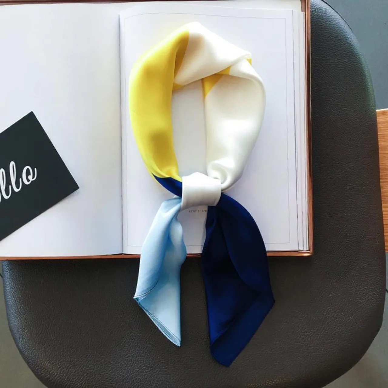

New Silk Scarf Fashion Print Square Lady Hair Foulard Female Head Band Women Bandana Neckerchief Large Hijab New Scarves Summer