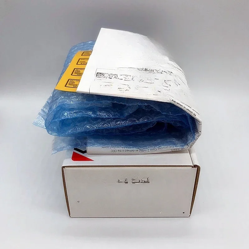 LR-TB5000 r Датчик расстояния обнаружения 5 м Новый оригинал