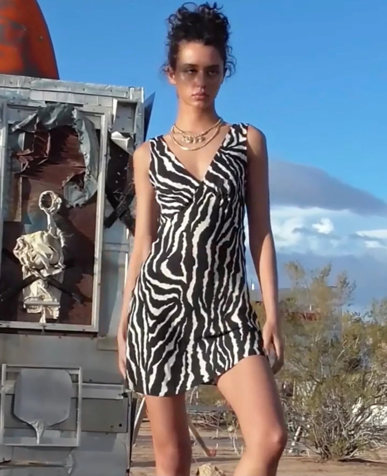 

100% Silk Women Zebra Stripe Print Dress fashion v-neck sleeveless lady mini dress