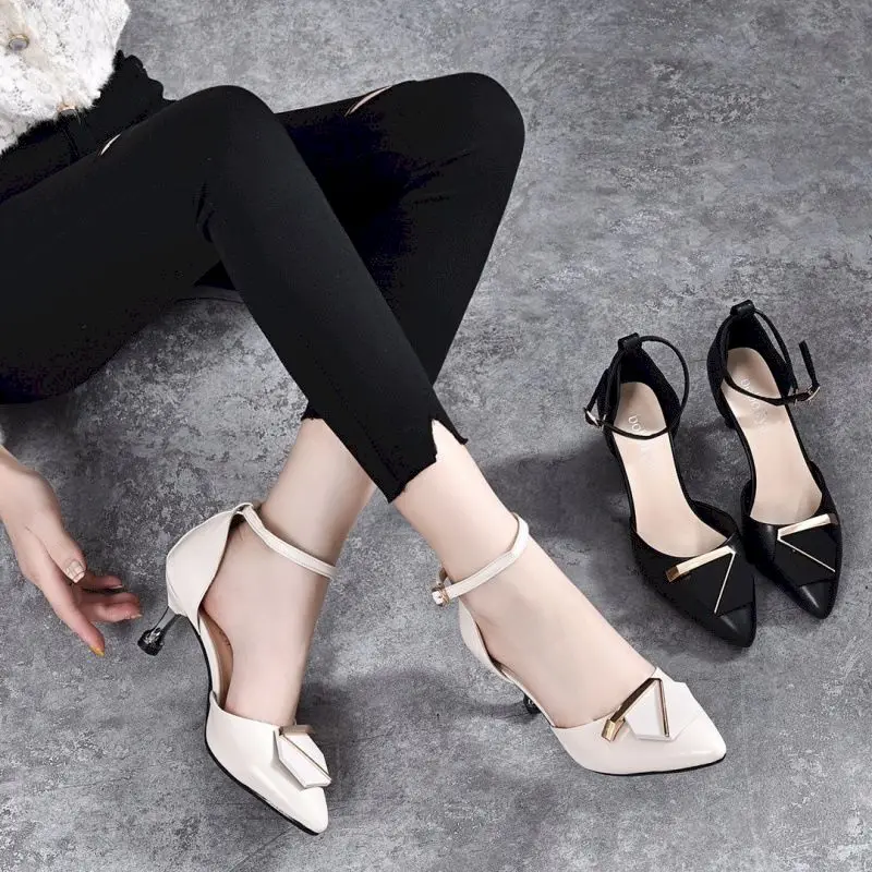 

LEDP 2022 summer new pointed toe stiletto korean fashion sandals ladies pointed toe buckle all-match medium heel women's shoes