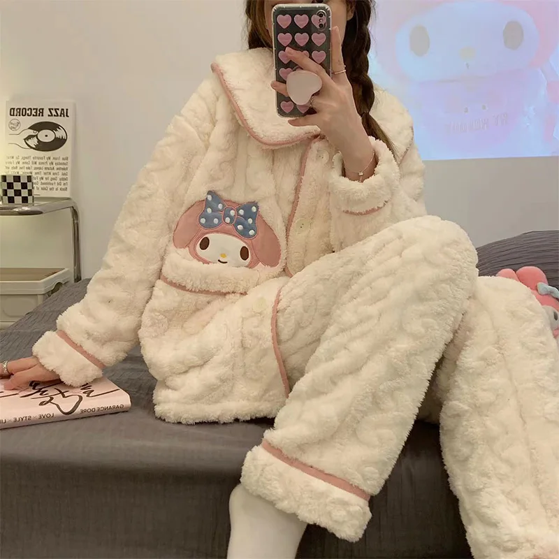 

Фланелевая пижама My Melody Kuromi Cinnamoroll Женская осенне-зимняя плюшевая Толстая Пижама мультяшная Милая фланелевая домашняя одежда