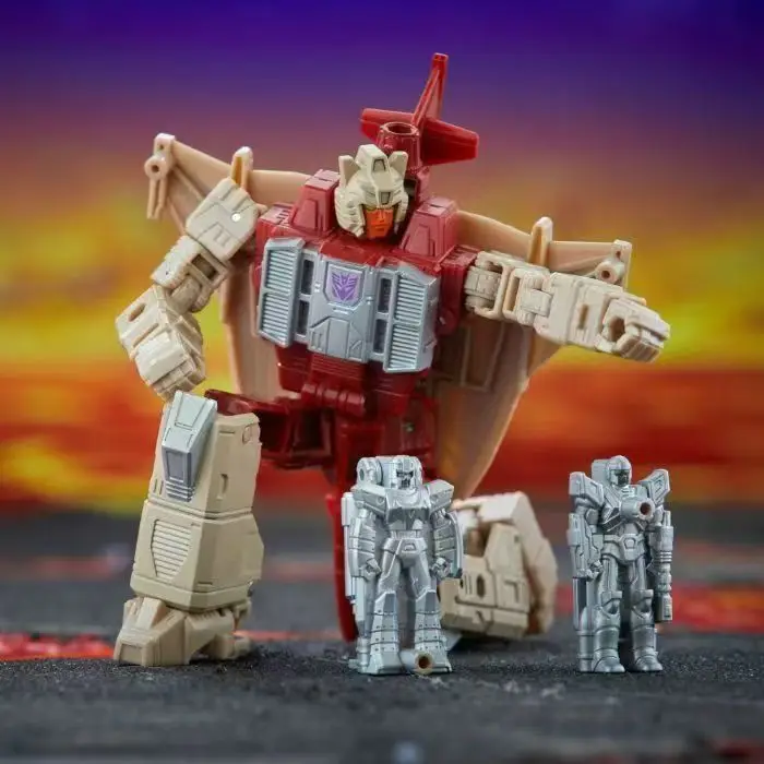 В НАЛИЧИИ: Трансформируемые игрушки Hasbro Legacy United DOOM'N DESTRUCTION COLLECTION PRIME UNIVERSE BREAKDOWN WINDSWEEPER (art.: 3920dceef24c2) - 3920dceef24c2