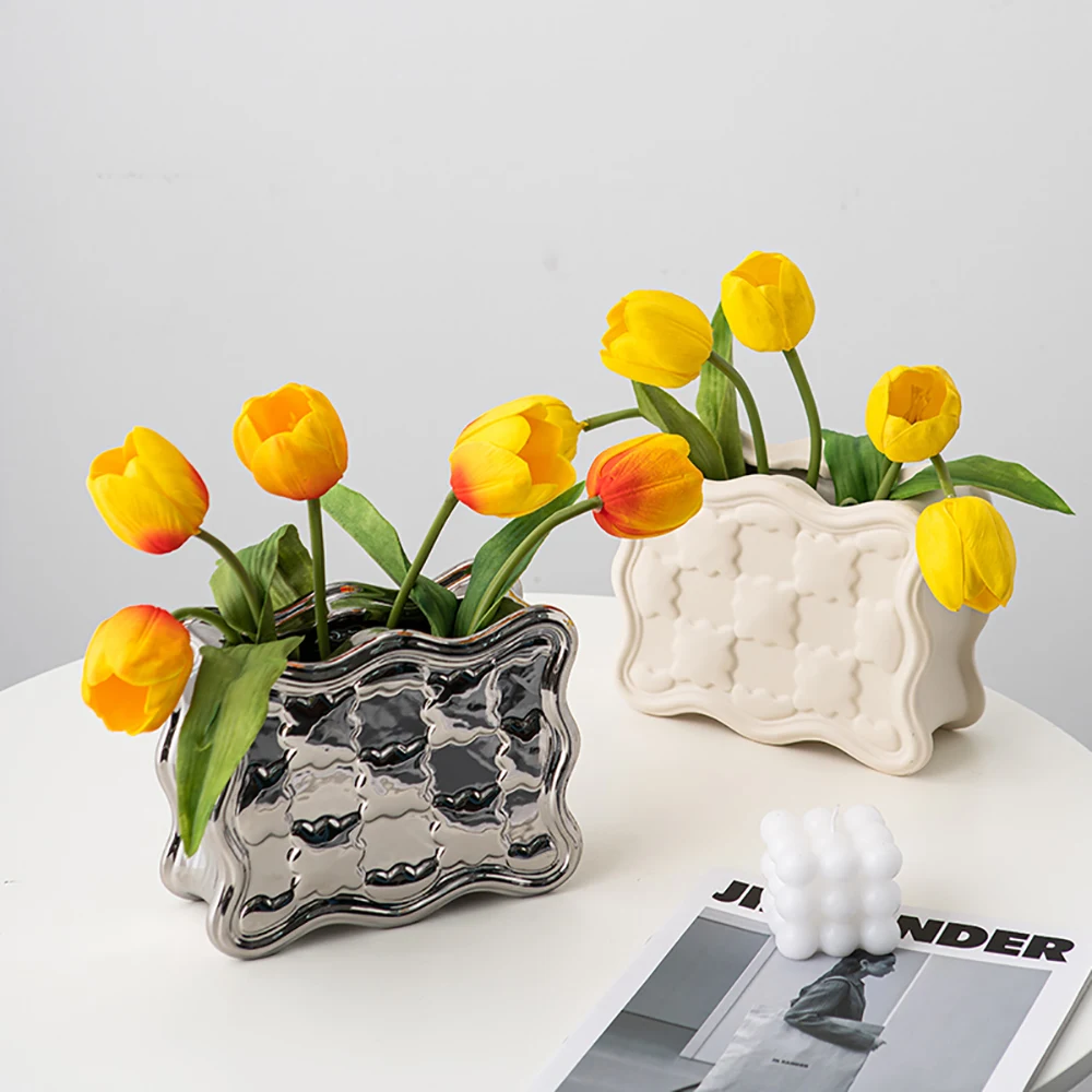 

Креативная керамическая ваза в скандинавском стиле, украшение для дома, роскошное украшение для гостиной, кашпо для цветов, горшки для раст...
