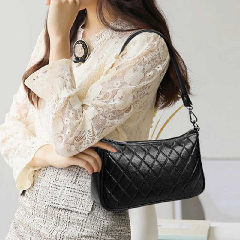 

2022 Luxury Lingge Women Handbags Fashion Genuine Leather Ladies Bags Chic Tote Shoulder Bag Vintage Diamond Lattice Saddle Bag