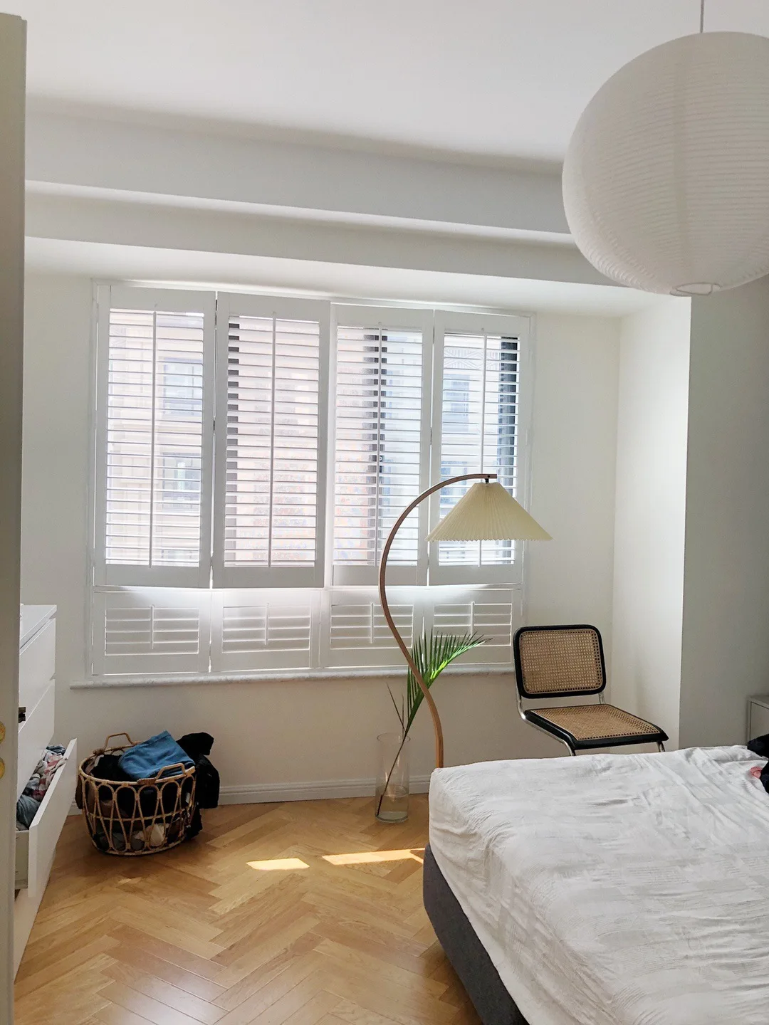 Датская плиссированная лампа для гостиной спальни дивана рядом с изогнутой