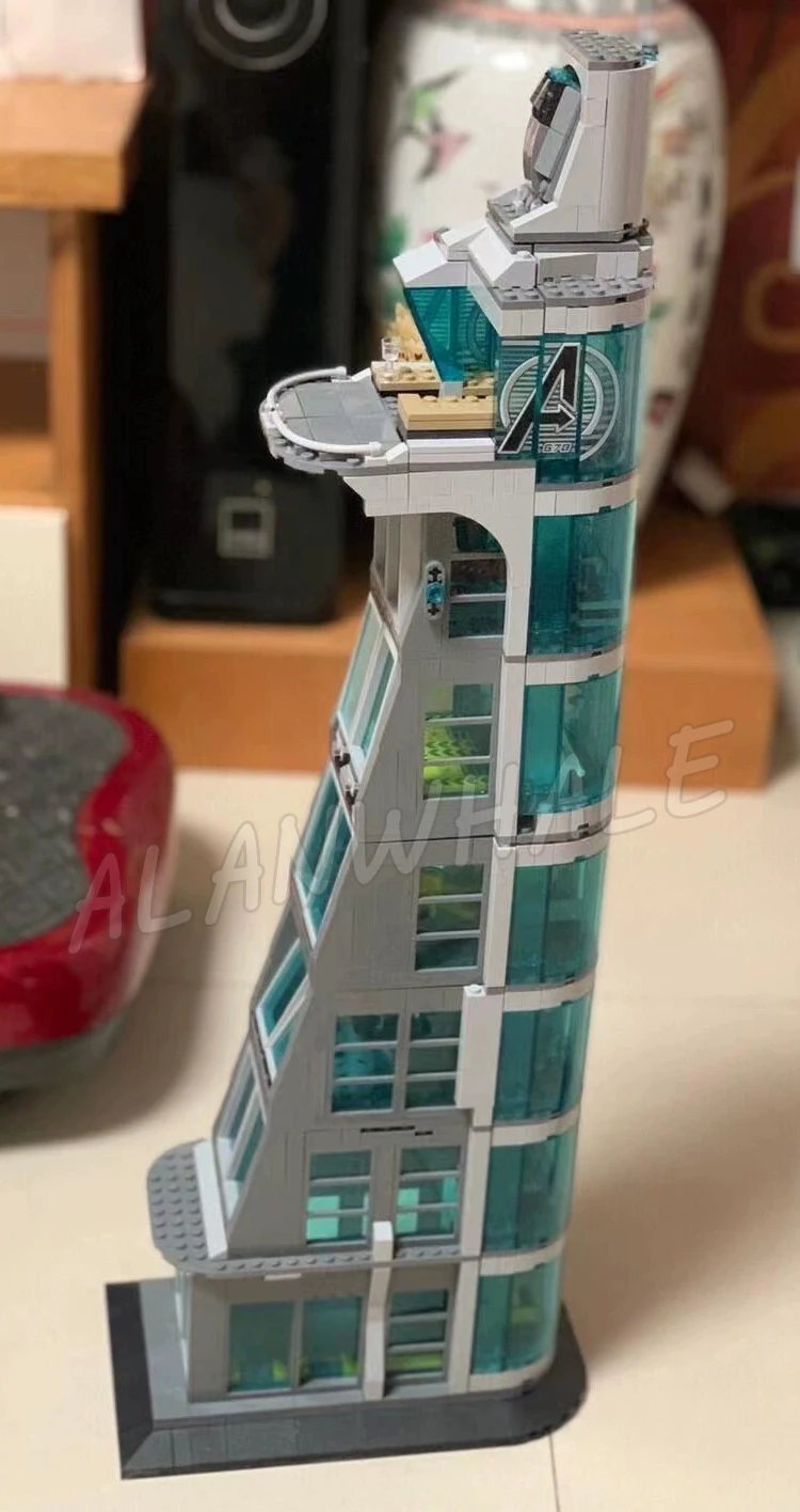 727 шт. супер-истребитель 5-этажная башня Мстителей боевая бронированная комната