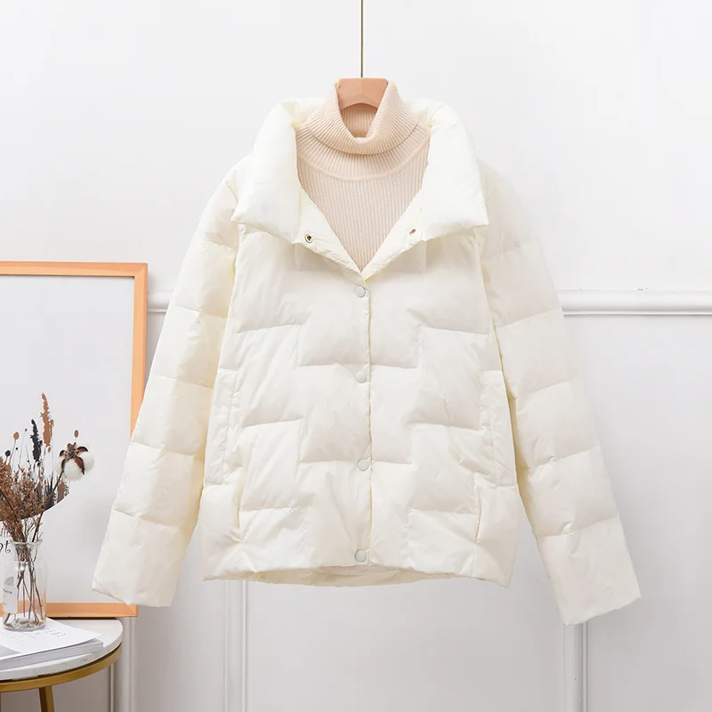 2023 New Women Short White Duck Down Coats Female Loose Ultra Light Windproof Parkas warm Casual Puffer Jacket Outwear fashion