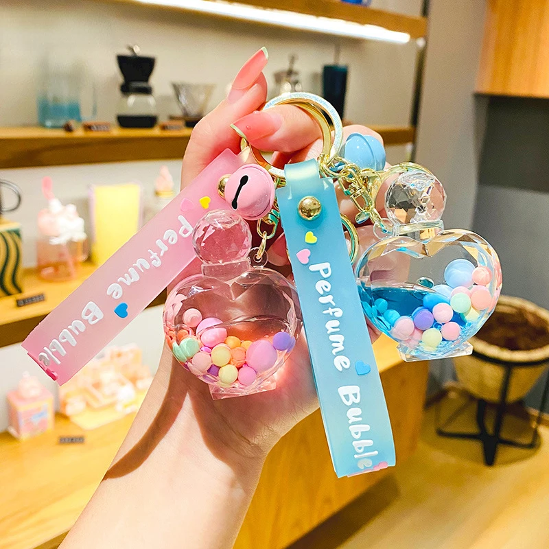 

1PC 3ml Vintage Metal Perfume Bottle Glass Empty Essential Oils Dropper Bottle with Keychain Travel Weeding Decoration