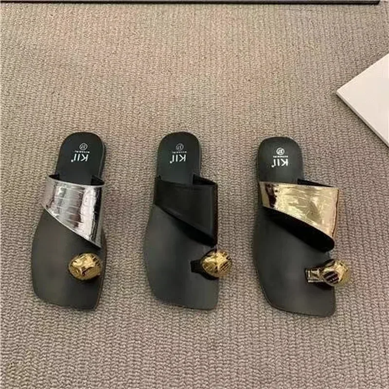 Новые летние брендовые тапочки женские уличные шлепанцы женская обувь