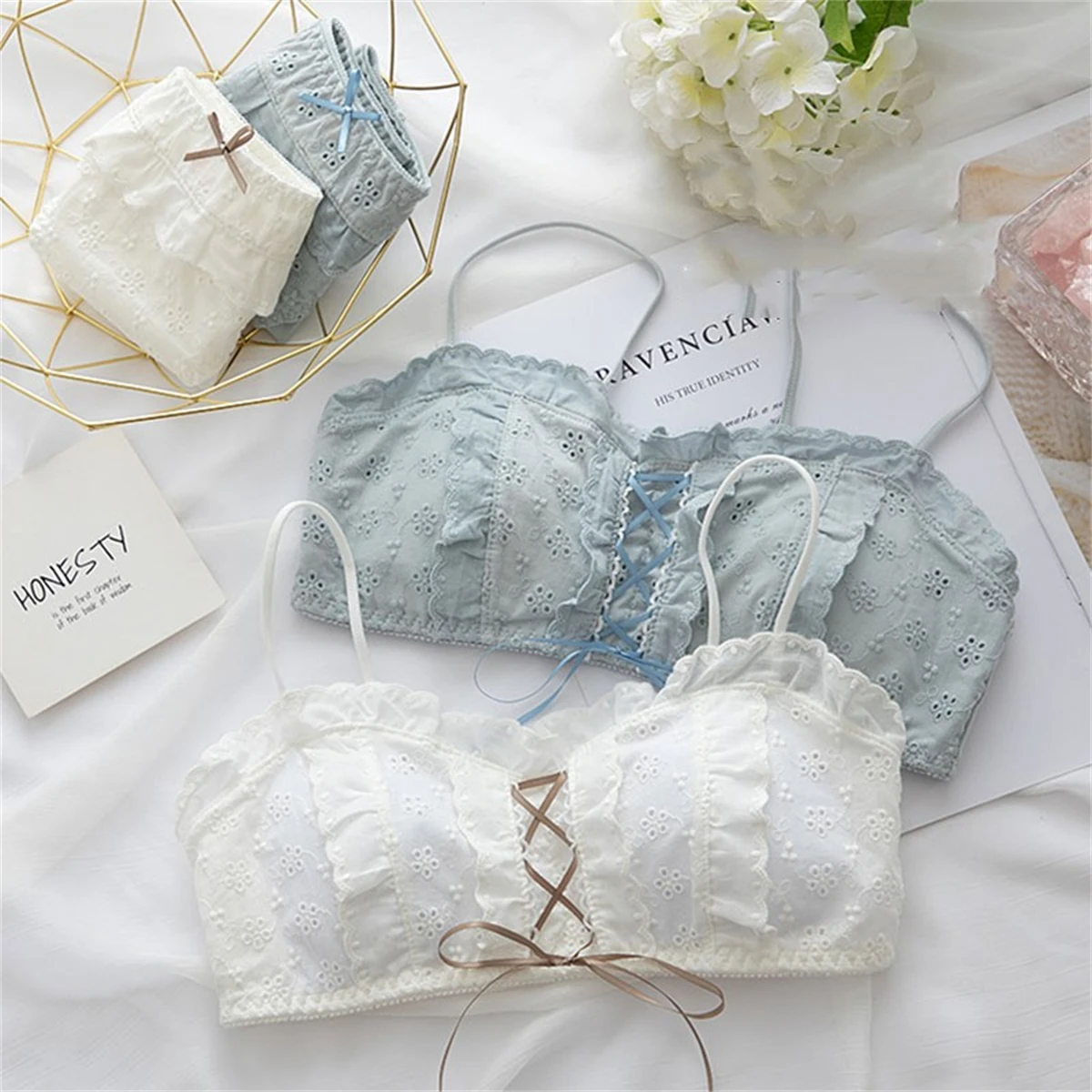 

Japanese Idyllic Style Lolita Sweet Lingerie For Women Solid Color Flower Ribbon Bowknot Ruffle Fresh Cute Girls Underwear Set