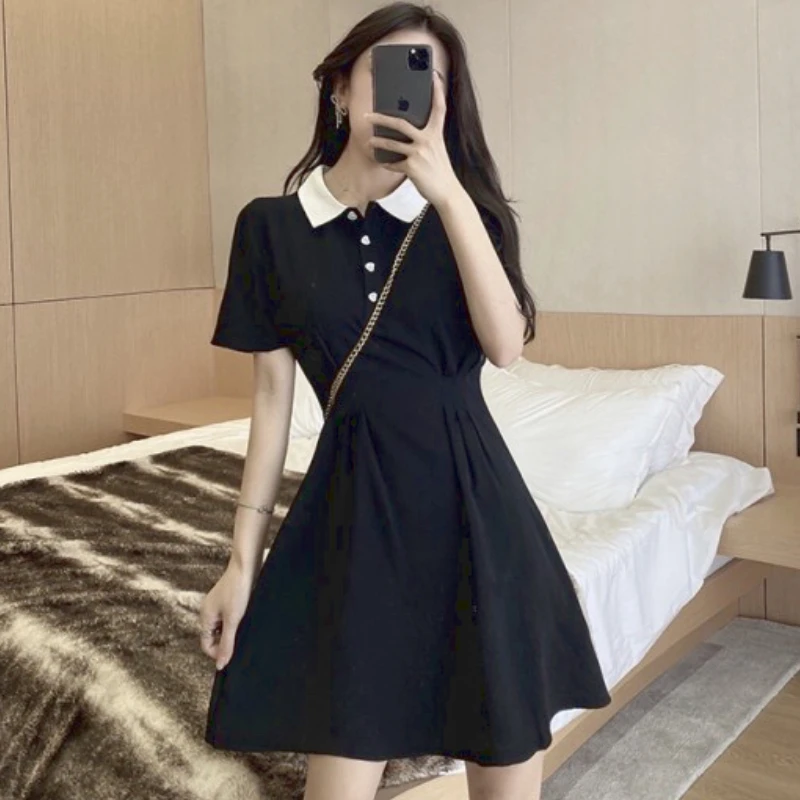 

Lapel slim black skirt short sleeved dress