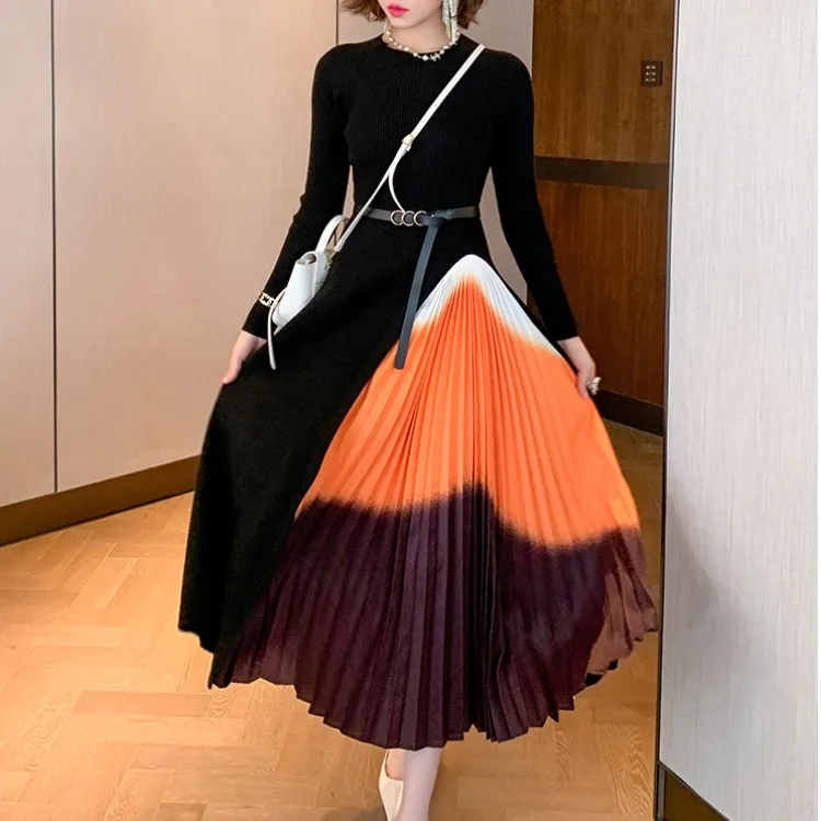 

2021 Spring Fall Fashion Elegant Knitted Patchwork Gradient Color Pleated Midi Dress Female Long Sleeve Slim Casual Dress