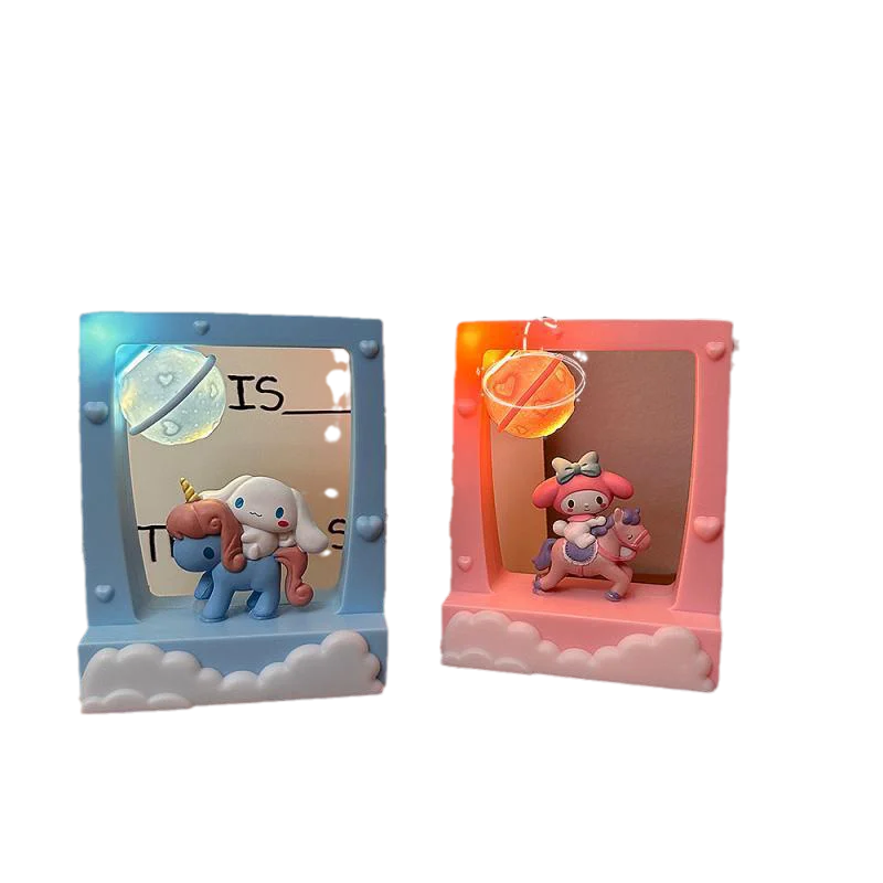 

Милая лампа для защиты глаз Sanrio в стиле аниме My Melody Cinnamoroll, атмосферная лампа для спальни, прикроватная маленькая настольная лампа, украшение