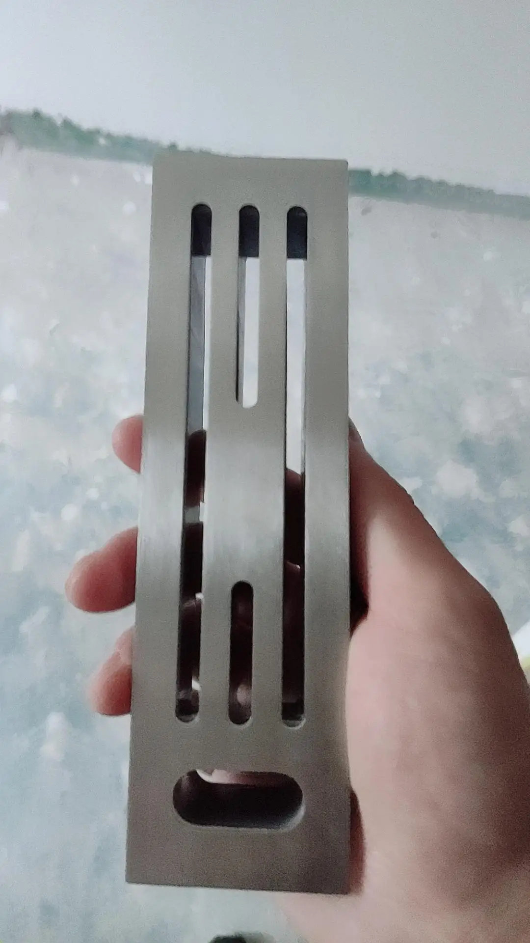 

Держатель ножей HankiiSink