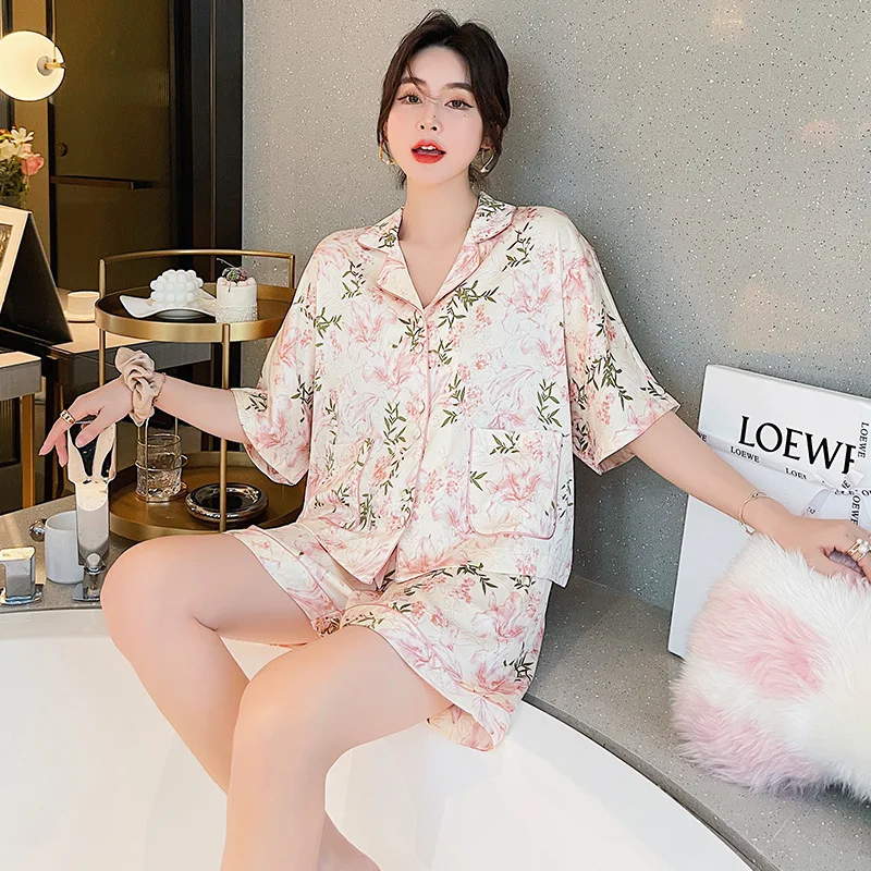 

Women's Summer Simulation Silk Pajamas Thin Polo Neck Short Sleeve Cardigan Elegant Printing Sleepwear Loose Home Clothing Set