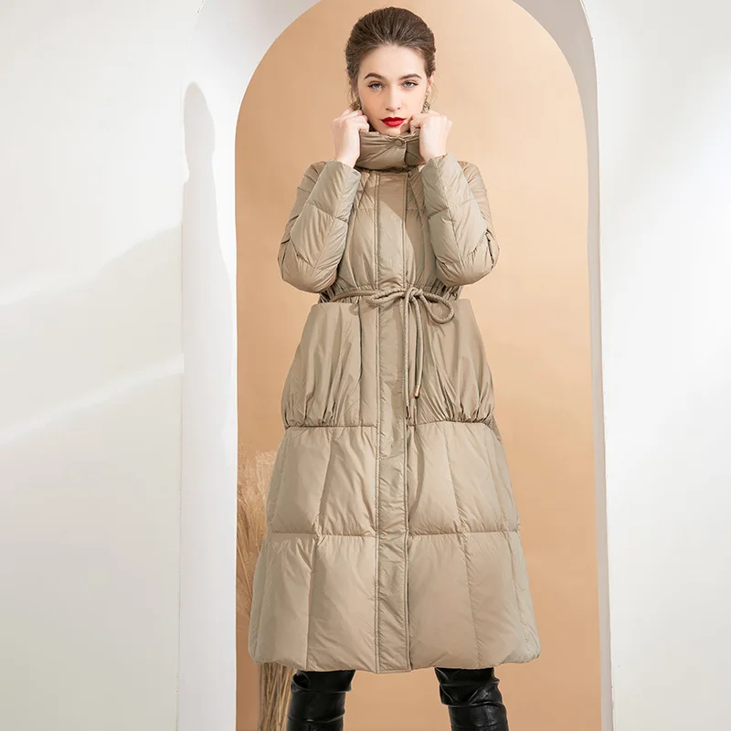 New Fall/Winter 2022 large hem lace-up slim black medium length white eiderdown jacket for women
