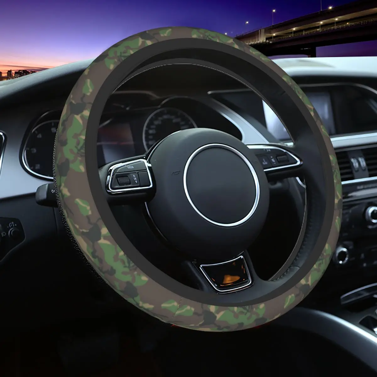 

Автомобильный камуфляжный чехол для руля 37-38 в стиле милитари