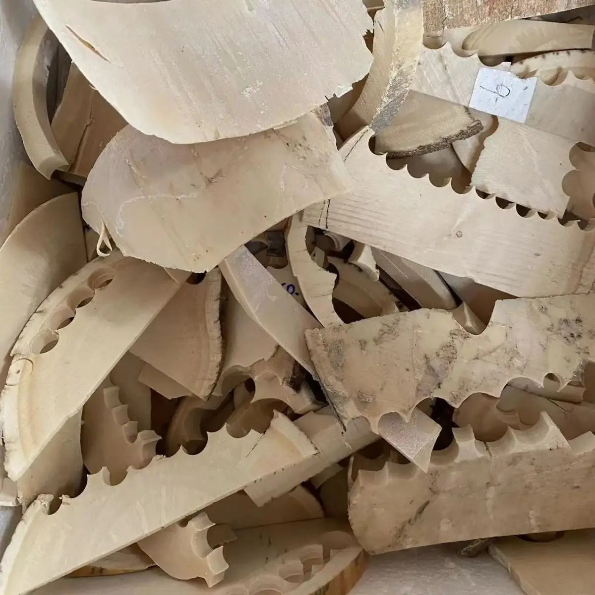 Natural Animal Mammoth Tooth Scraps Mammoth Tooth Small Mammoth Tooth Scraps Ice Pendant Beaded Small Brand Pendant Handmade