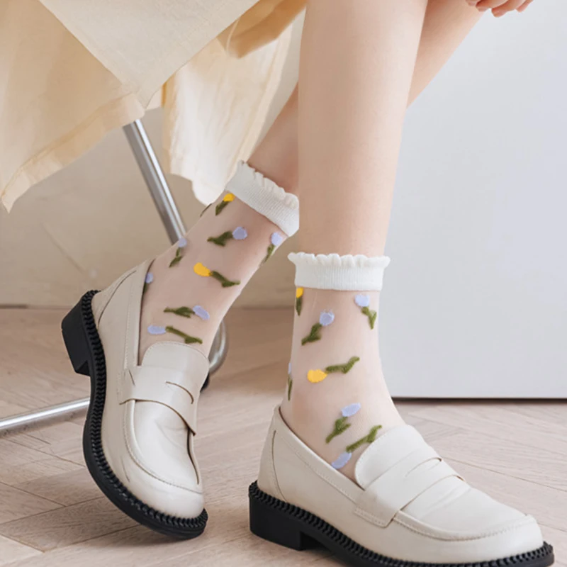 1 Pairs Women Summer Japanese Lace Socks Crystal Transparent Socks Glass Silk Women Summer Middle Tube Hosiery Girls Skarpetki