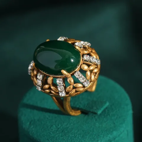 LOVE GREEN LIVE GREEN Золотое кольцо с изумрудом для женщин