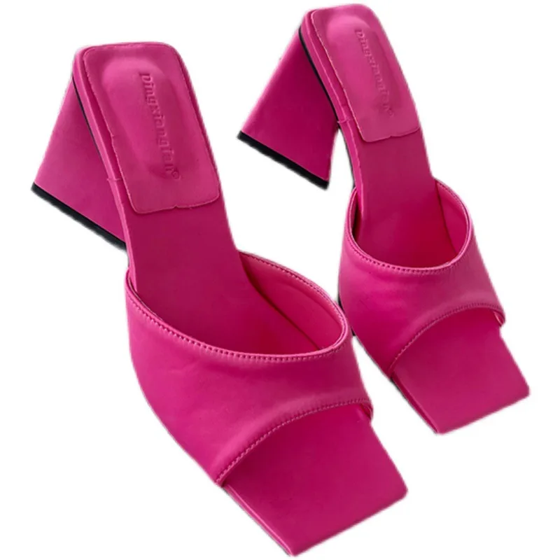 

2022 Summer New European and American Fashion Thick Heel Sandals Simple and Versatile Solid Color High Heel Slippers