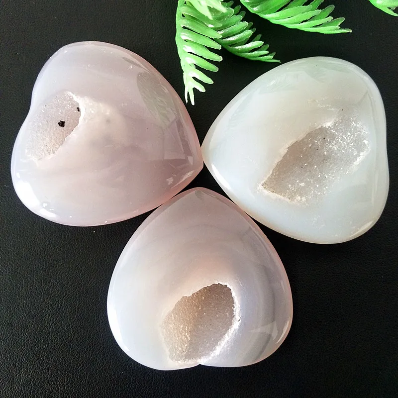 

Natural Agate Stone Real Crystal Druzy Heart Palm and Pendant Ornaments Gemstone Chakra Reiki Meditation Healing Crystals