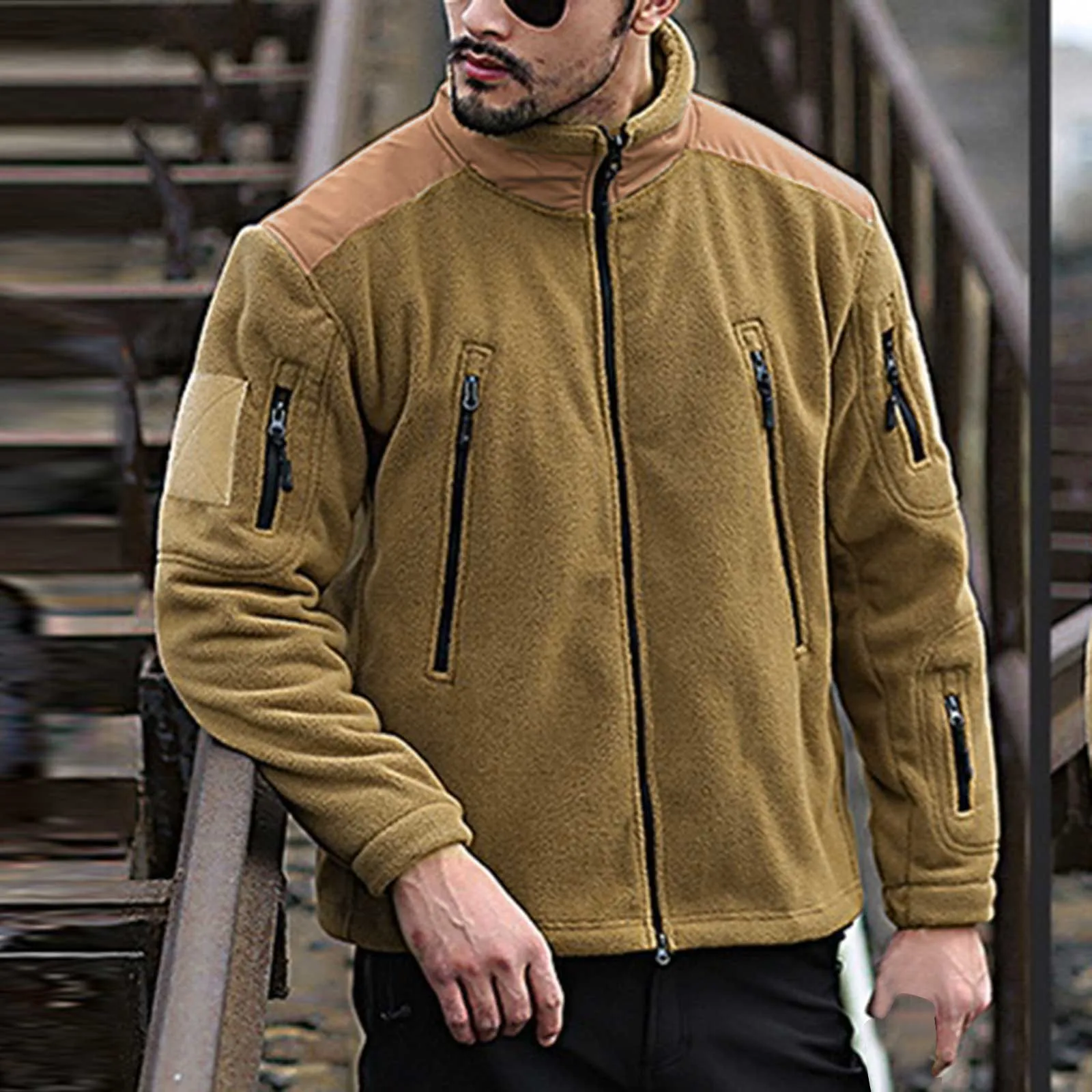 

Мужская осенне-зимняя уличная флисовая куртка с цветными вставками и воротником-стойкой, с несколькими молниями и карманами, теплая куртка без пальто