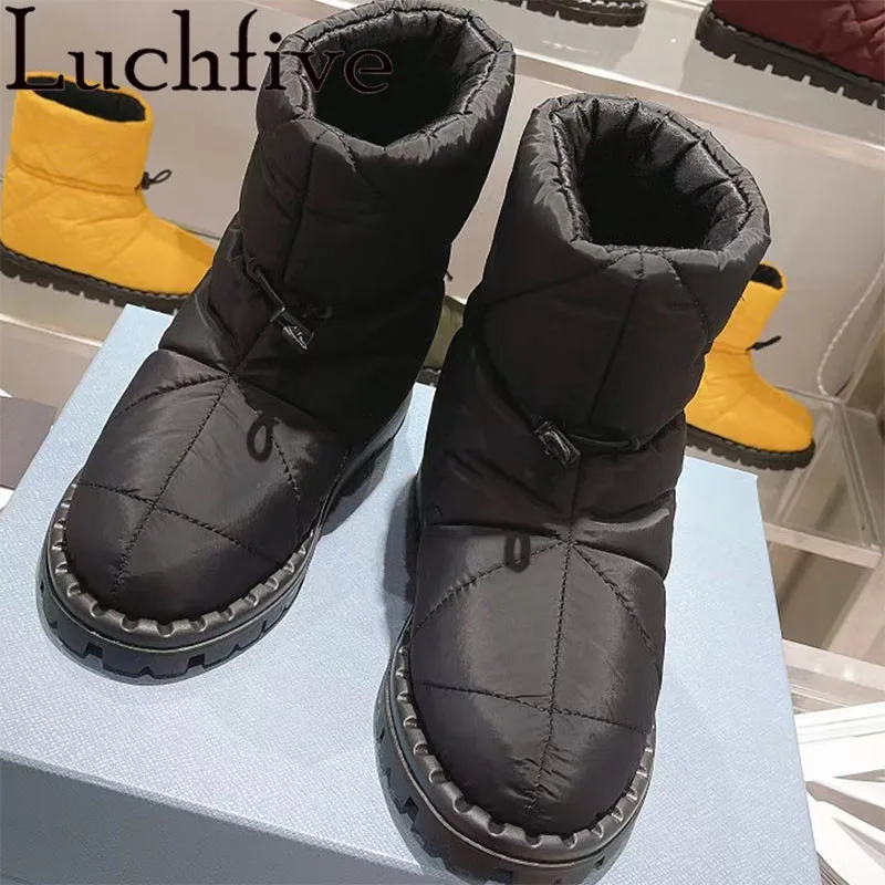 

2022 Luchfive New Winter Down Flats Short Boots Round Toe Casual Warm Outdoors Boots Brand Casual Comfortable Boots For Women