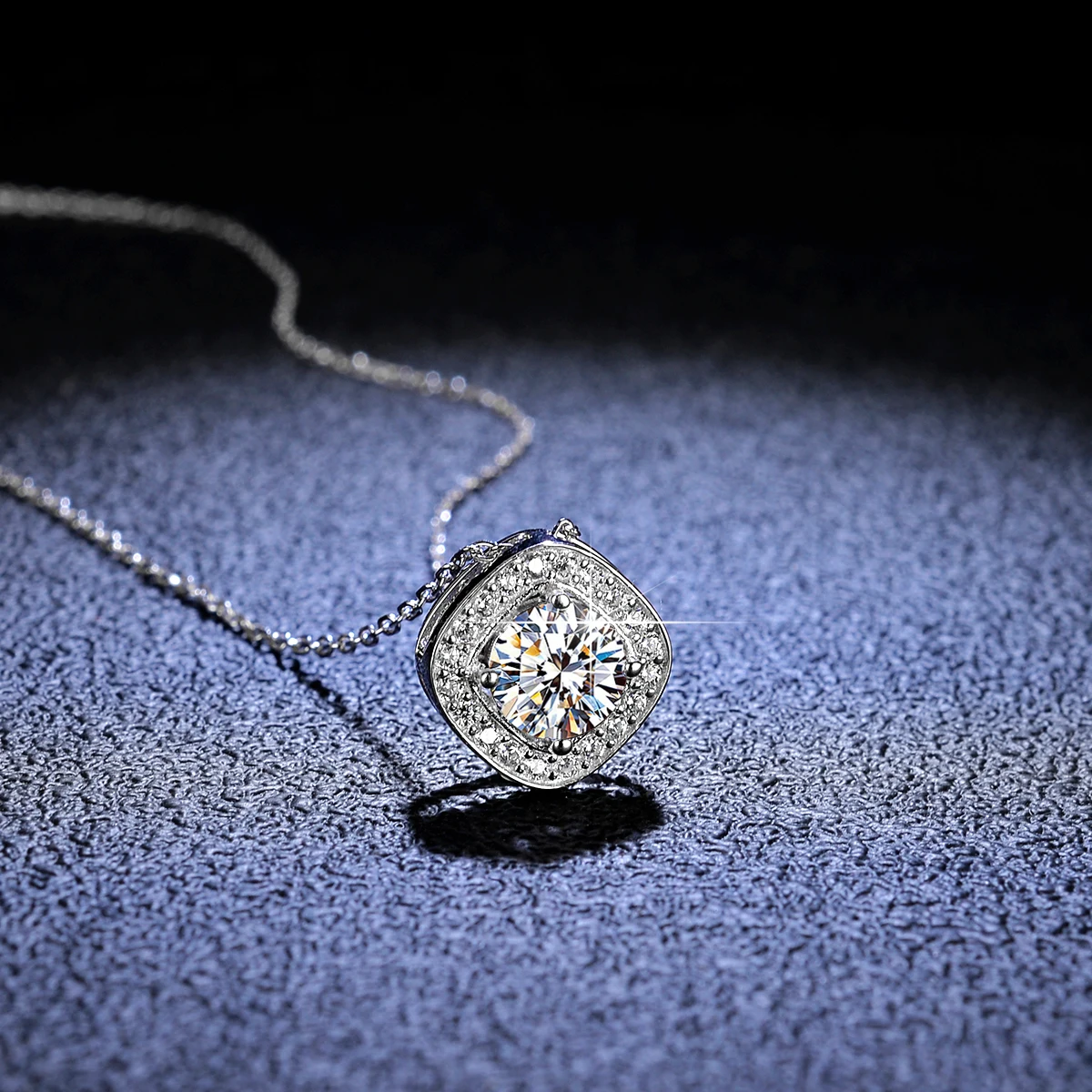 

Роскошное ожерелье из муассанита VVS D цвета, серебро 925 пробы, классическое круглое ожерелье с ореолом, подвеска на день рождения, годовщину, подарок для женщин