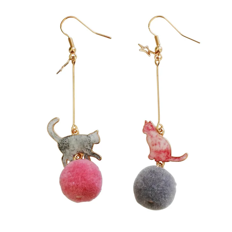 

8Seasons Fashion Clip Earrings Gold Alloy Romantic Green Pink Cat Pom Pom Ball Pendant Trendy Earrings For Women Gift,1 Pair