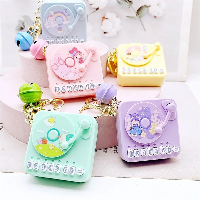 

Оригинальный мультяшный Sanrio брелок для ключей Ретро Phonograph Style Kawaii Anime Cinnamoroll My Melody Kuromi школьный рюкзак музыкальный кулон