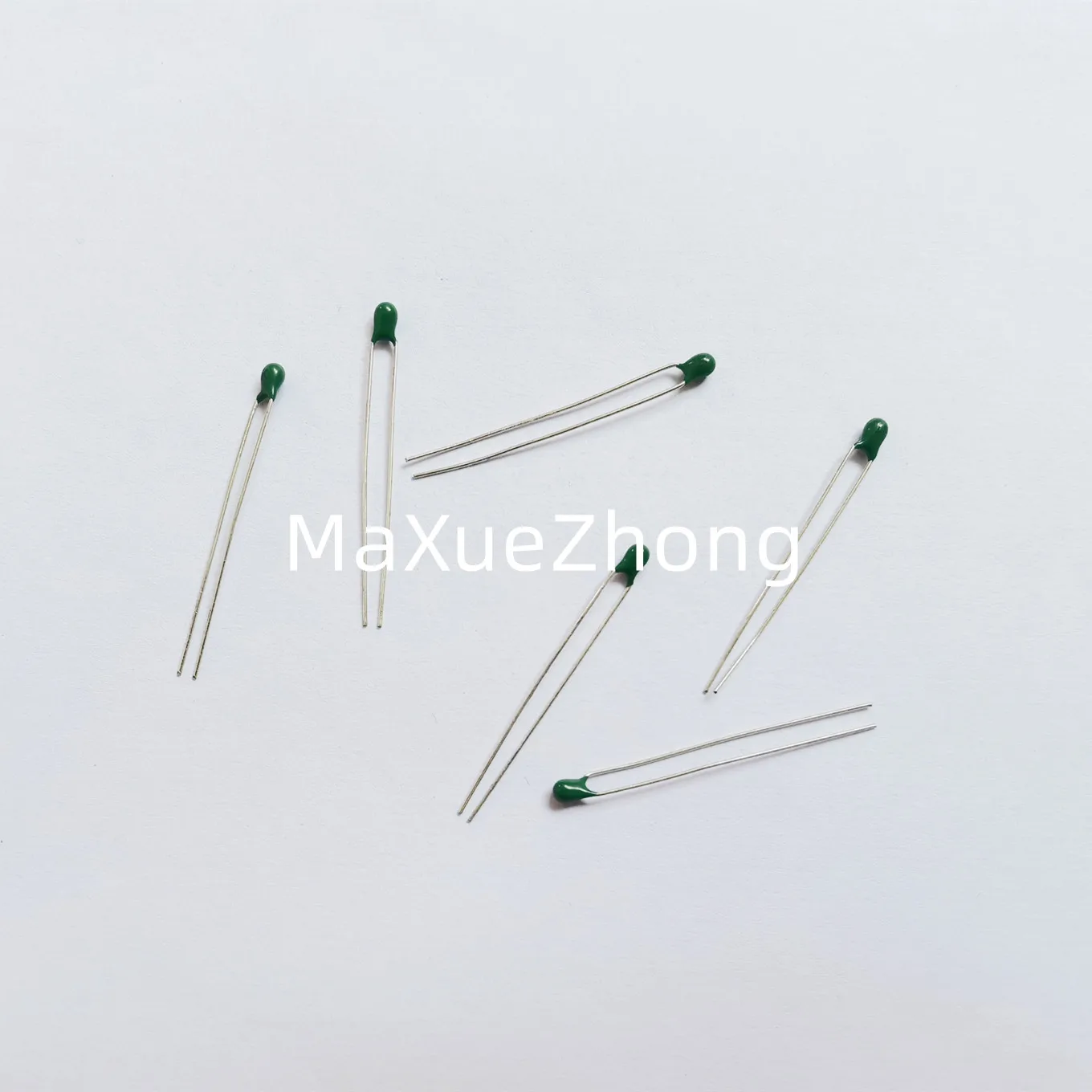 Оригинальный новый 100% термистор TTC03-104 TTC3A104H TTC-104 100K отрицательная температура 3 мм (индуктор) (art.: 3920ccbf5308e) - 3920ccbf5308e