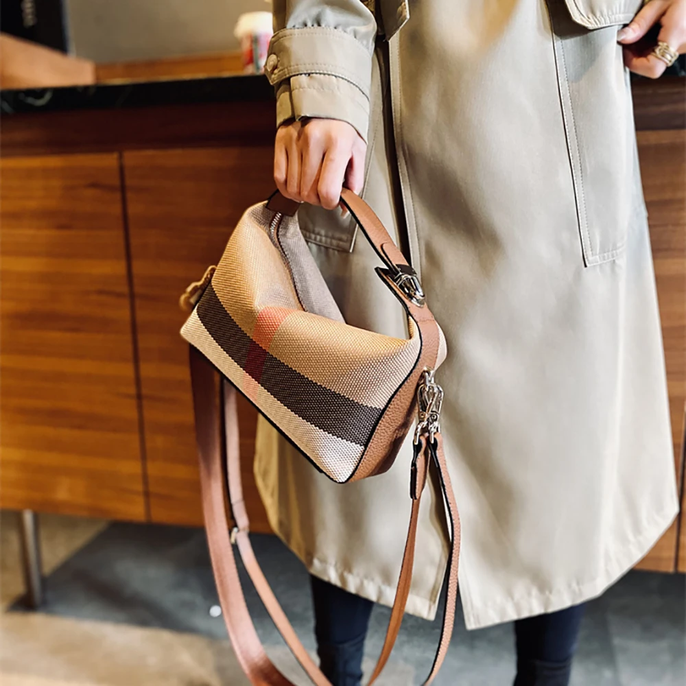 Luxury Plaid Canvas Women‘S Bag Fashion Lock Top Handle Genuine Leather Female Tote Handbag Retro Small Messenger Crossbody Bag images - 6