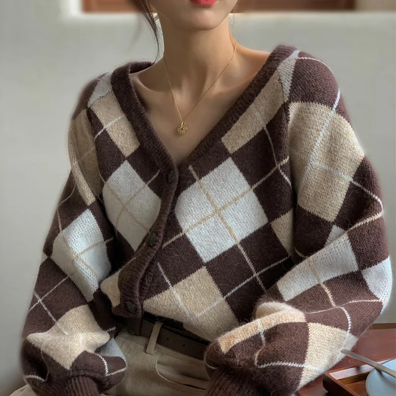 

Женский вязаный свитер с узором ромбиками, повседневный однобортный Кардиган коричневого и синего цвета с V-образным вырезом и длинными рукавами, свободного покроя, осень 2023